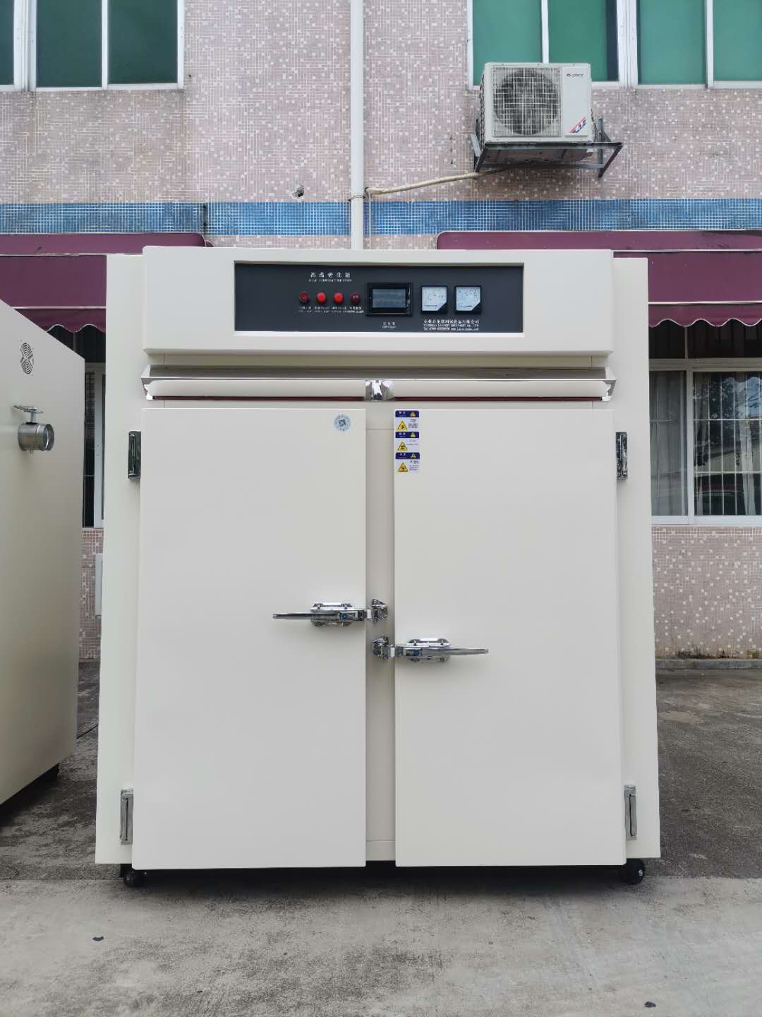 雙開門精密烘箱_萊思測(cè)試設(shè)備